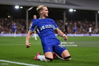 Mykhailo Mudryk stars in Chelsea's 2-0 win over Fulham