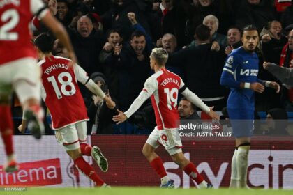 CHELSEA 2-2 ARSENAL : Arsenal stage late comeback