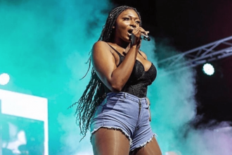 Sexuality sells but it shouldn't be trashy - S3fa 