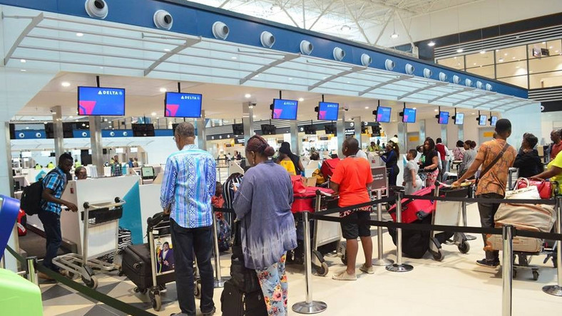 MAX BUSINESS: Ghana Announces Re-introduction Of Visa-on-Arrival From Dec 1