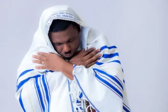 Gospel musician Nacee says the Food and Drugs Authority’s decision to ban local celebrities from advertising alcoholic beverages is uncalled for and makes no sense.