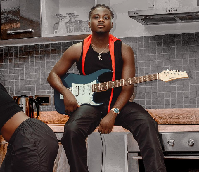 #MaxEntertainemnt: Money and fame comes with challenges - Kuami Eugene warns