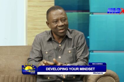 #MaxNews: Politicians turn their backs on us due to school sitting arrangement - James Kwesi Addison 