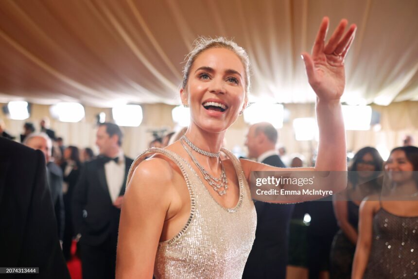 #MaxEntertainment: Emily Blunt mocked for Oscars Award fashion choice