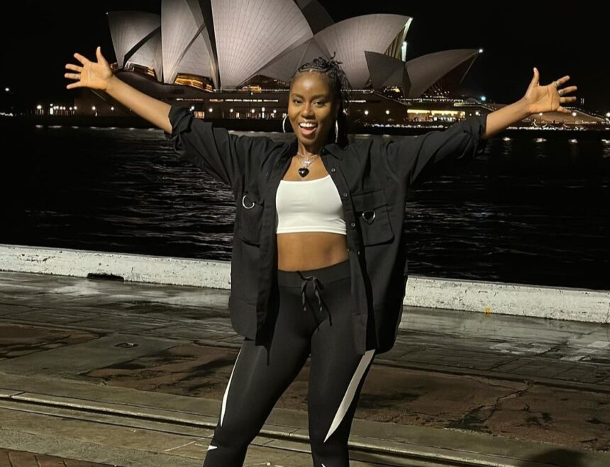 MzVee 